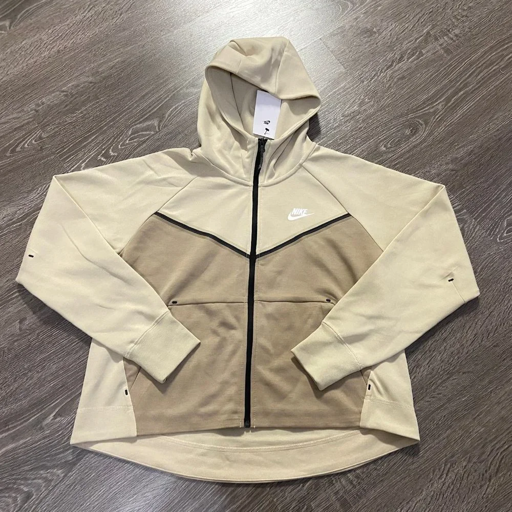 Nike Sportswear Women’s Tech Fleece Windrunner Full-Zip Hoodie CW4298-206